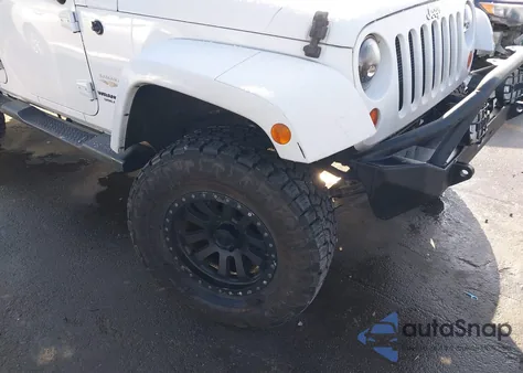 2013 Jeep Wrangler Unlimited Sahara from USA, damaged, VIN 1C4BJWEG5DL617896